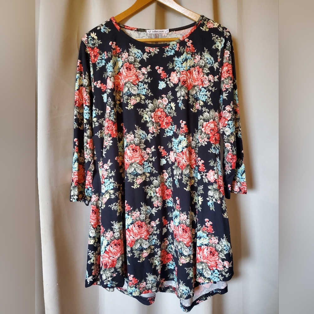 JollieLovin Top